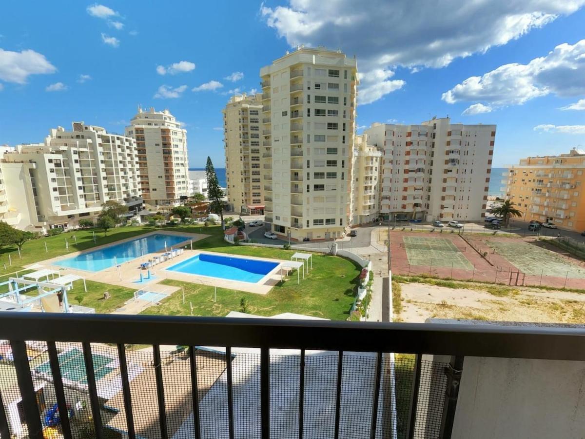 Apartment Algarve T1 W Balcony And Sea View In Armacao de Pera